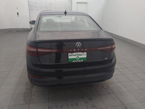 Used 2025 Volkswagen Jetta SE FWD image 6