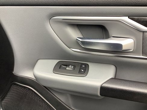 Used 2019 RAM 1500 Big Horn image 37