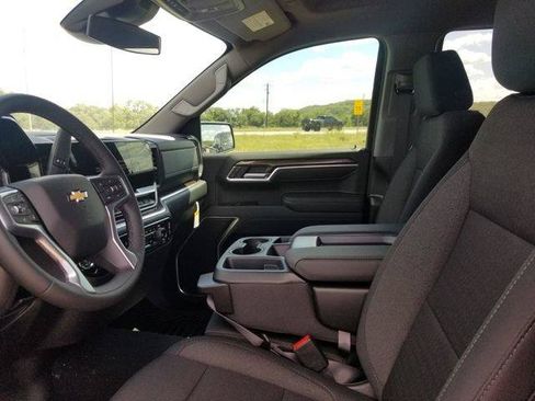 New 2026 Chevrolet Silverado 1500 LT RWD image 9