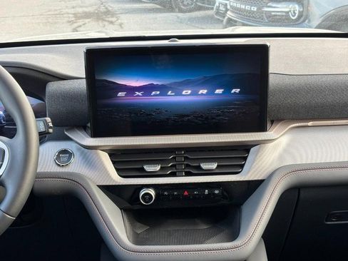 New 2026 Ford Explorer Active image 16