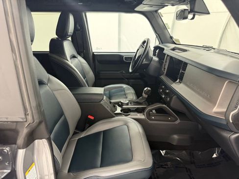 Used 2024 Ford Bronco Outer Banks image 18