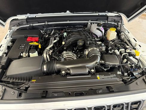 New 2026 Jeep Gladiator Sport AWD/4WD image 31