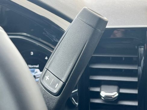 Used 2025 GMC Sierra 1500 Elevation image 18