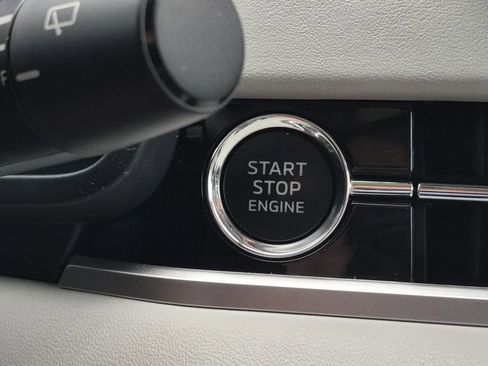 Used 2024 Mitsubishi Outlander SEL image 26