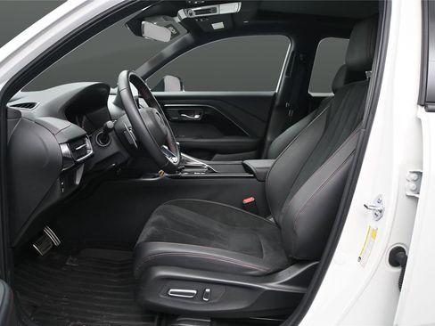 Used 2025 Acura ADX A-Spec AWD/4WD image 7