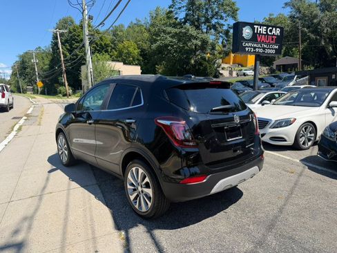 Used 2020 Buick Encore Preferred w/ Safety Package FWD image 4