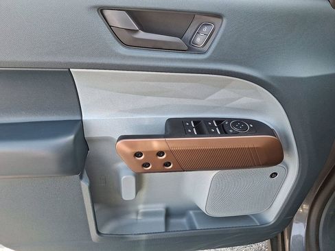 Certified 2023 Ford Maverick Lariat w/ Lariat Luxury Package image 13