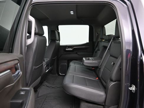 Used 2023 GMC Sierra 1500 SLT w/ SLT Premium Package image 28