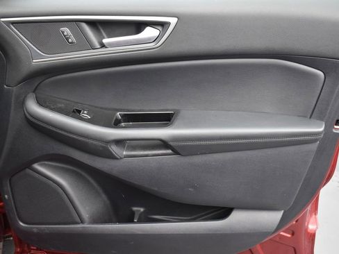 Used 2019 Ford Edge SEL w/ Equipment Group 201A image 32