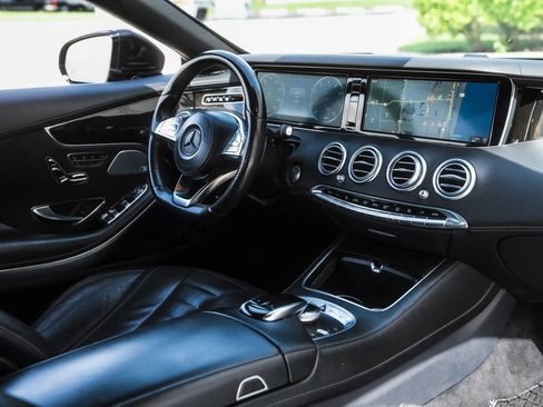 Used 2017 Mercedes-Benz S 550 Cabriolet image 19