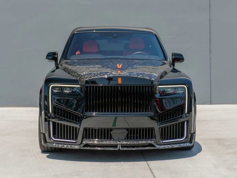 Used 2025 Rolls-Royce Cullinan AWD/4WD image 4