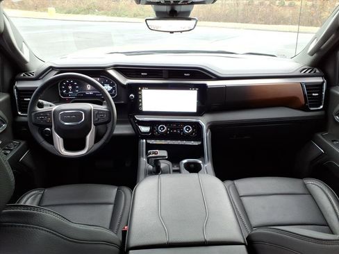 Used 2024 GMC Sierra 1500 Denali w/ Denali Reserve Package image 29