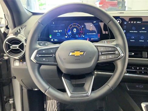 Used 2026 Chevrolet Equinox LT FWD image 34