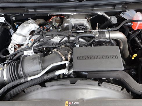 New 2026 Chevrolet Silverado 2500 LTZ w/ LTZ Premium Package AWD/4WD image 15