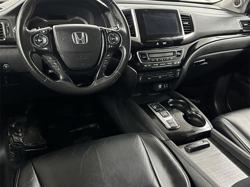 Used 2016 Honda Pilot Touring image 29
