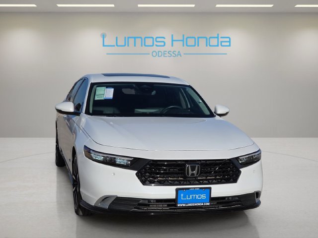 Used 2024 Honda Accord Touring image 8