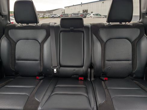 Used 2023 RAM 1500 Laramie AWD/4WD image 13