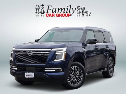 Used 2025 Nissan Armada SL w/ Captain's Chari Seat Package AWD/4WD image 1