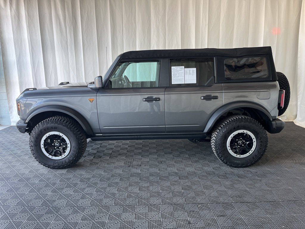Used 2024 Ford Bronco Badlands w/ Sasquatch Package AWD/4WD image 29