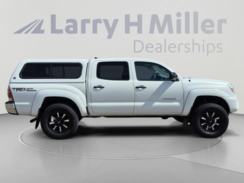 Used 2014 Toyota Tacoma 4x4 Double Cab w/ TRD Off-Road Package image 6