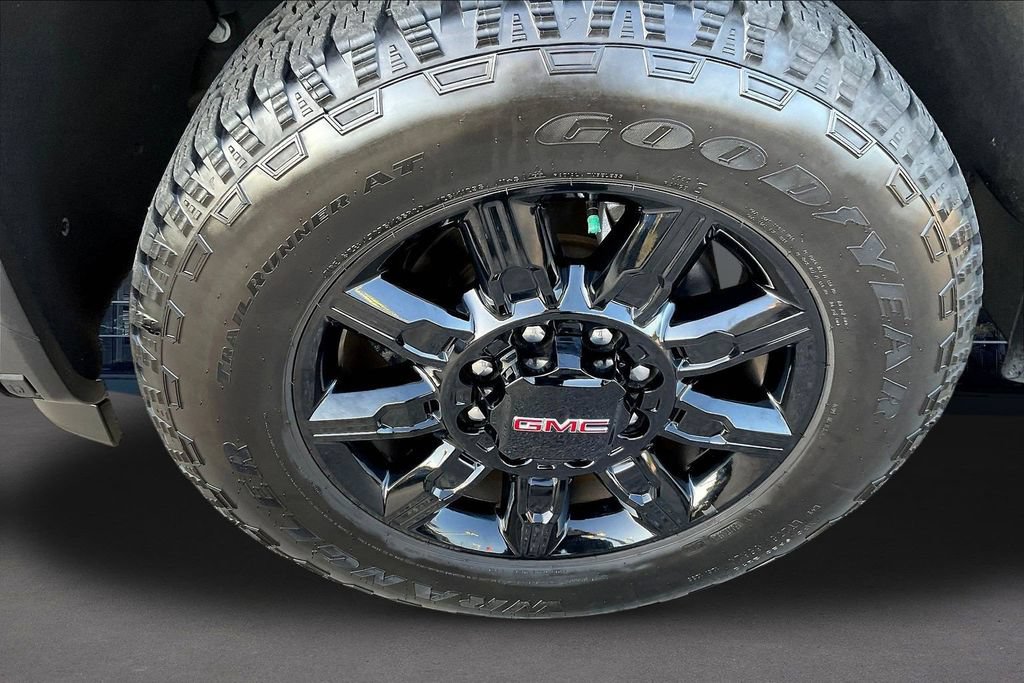 Used 2026 GMC Sierra 2500 AT4 w/ AT4 Premium Plus Package AWD/4WD image 35