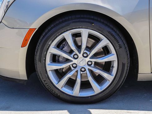 Used 2016 Cadillac XTS Luxury AWD/4WD image 11