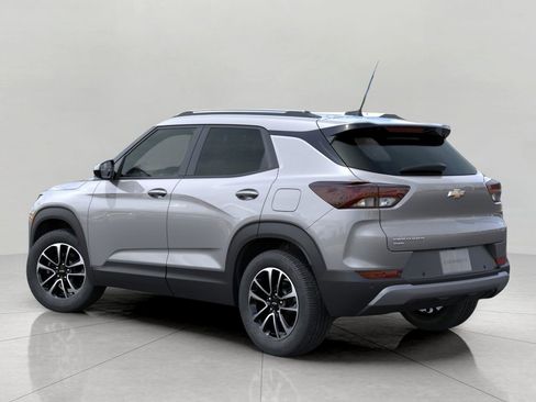 New 2026 Chevrolet TrailBlazer LT w/ Convenience Package AWD/4WD image 3