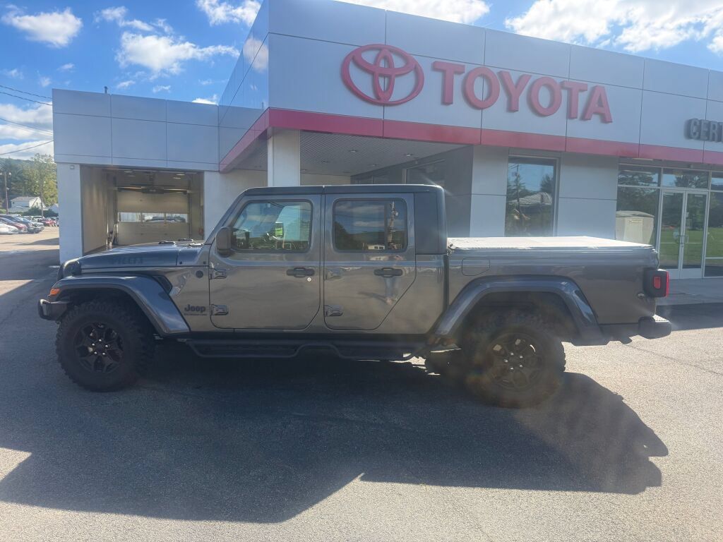 Used 2021 Jeep Gladiator Sport AWD/4WD image 2