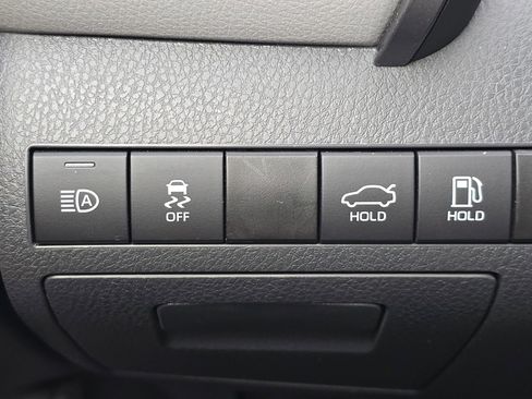 Used 2023 Toyota Camry XLE image 14