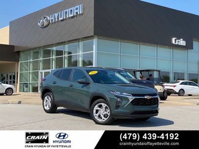 Used 2025 Chevrolet Trax LS w/ LS Convenience Package