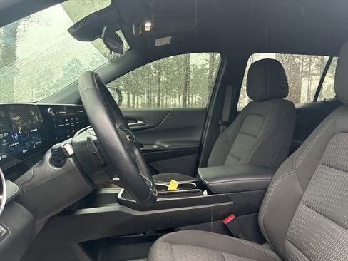 Used 2025 Chevrolet Equinox LT image 21