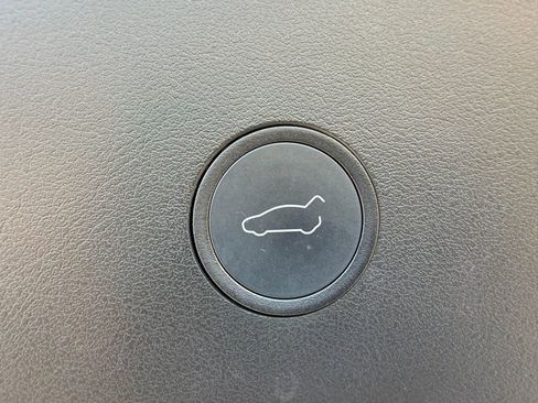 Used 2021 Tesla Model X Performance image 25