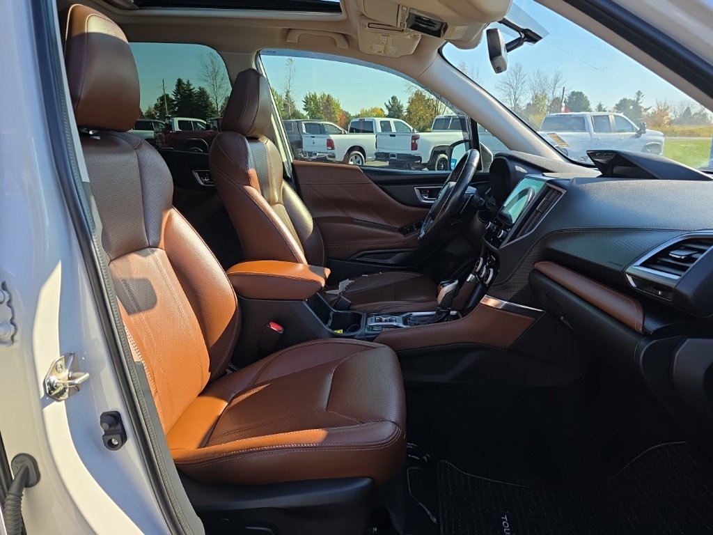 Used 2020 Subaru Forester Touring AWD/4WD image 23