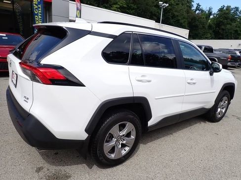 Certified 2025 Toyota RAV4 XLE AWD/4WD image 4