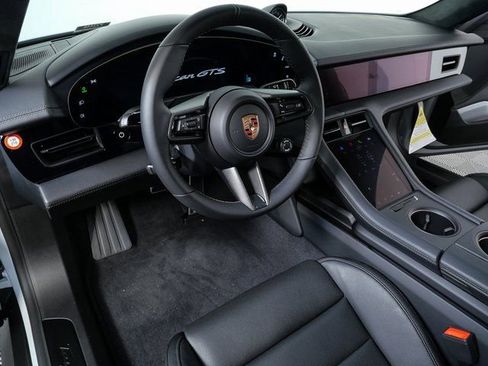New 2026 Porsche Taycan GTS image 4