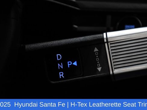 Used 2025 Hyundai Santa Fe SEL AWD/4WD image 26