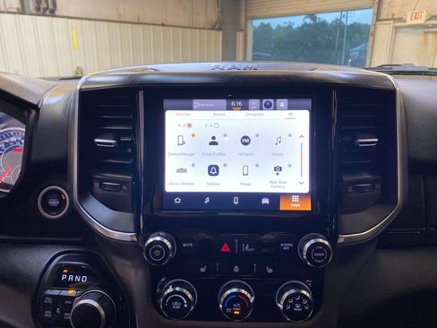 Used 2025 RAM 1500 Big Horn AWD/4WD image 38