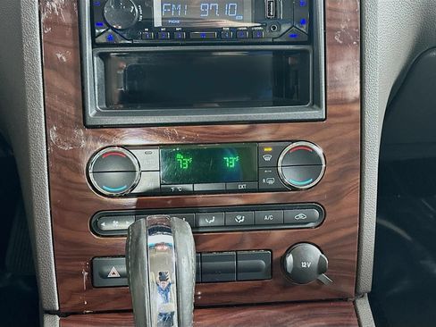 Used 2008 Ford Taurus SEL FWD image 16