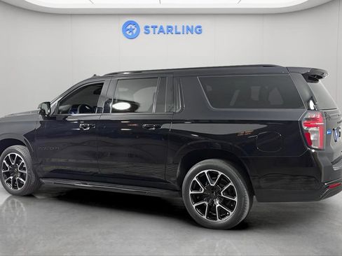 Certified 2023 Chevrolet Suburban RST w/ Luxury Package AWD/4WD image 5