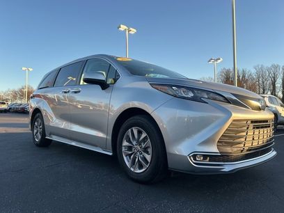 Used 2024 Toyota Sienna XLE