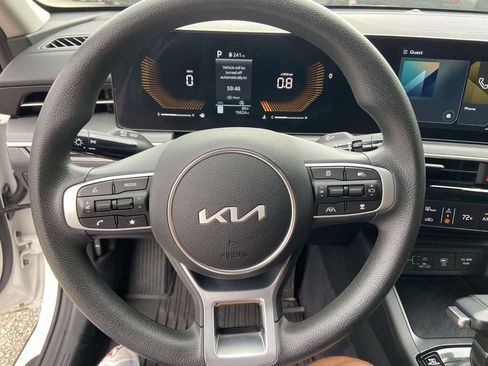 Used 2025 Kia K5 LXS FWD image 33