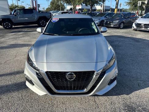 Certified 2022 Nissan Altima 2.5 S image 3