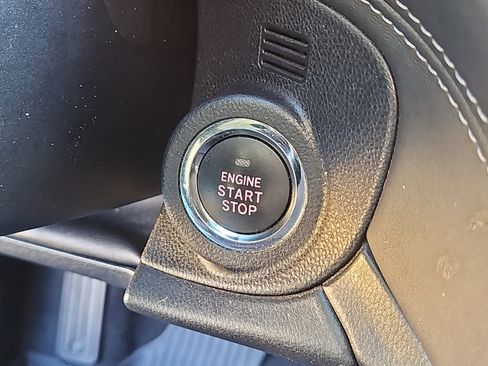 Used 2020 Subaru Outback Limited image 20