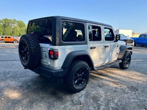 Used 2022 Jeep Wrangler Unlimited Sport AWD/4WD image 6