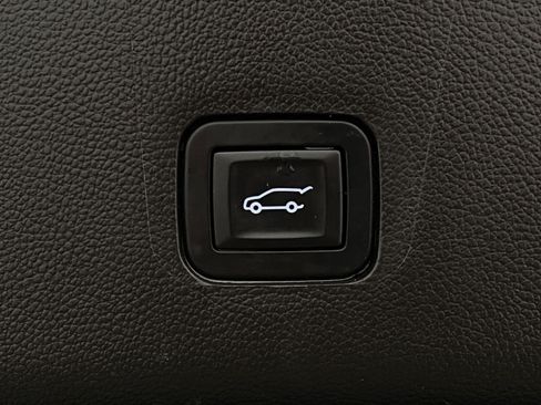 Used 2019 Chevrolet Traverse High Country AWD/4WD image 8