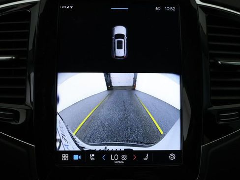 Used 2024 Volvo XC90 T8 Plus w/ Protection Package Premier image 16