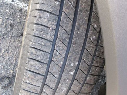 Used 2021 Ford Explorer XLT w/ Equipment Group 202A image 36