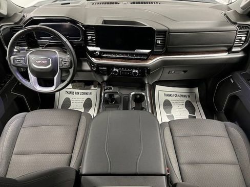 Used 2025 GMC Sierra 1500 Elevation image 22