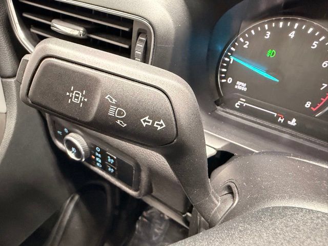 Used 2024 Ford Explorer XLT w/ XLT Sport Appearance Package AWD/4WD image 31