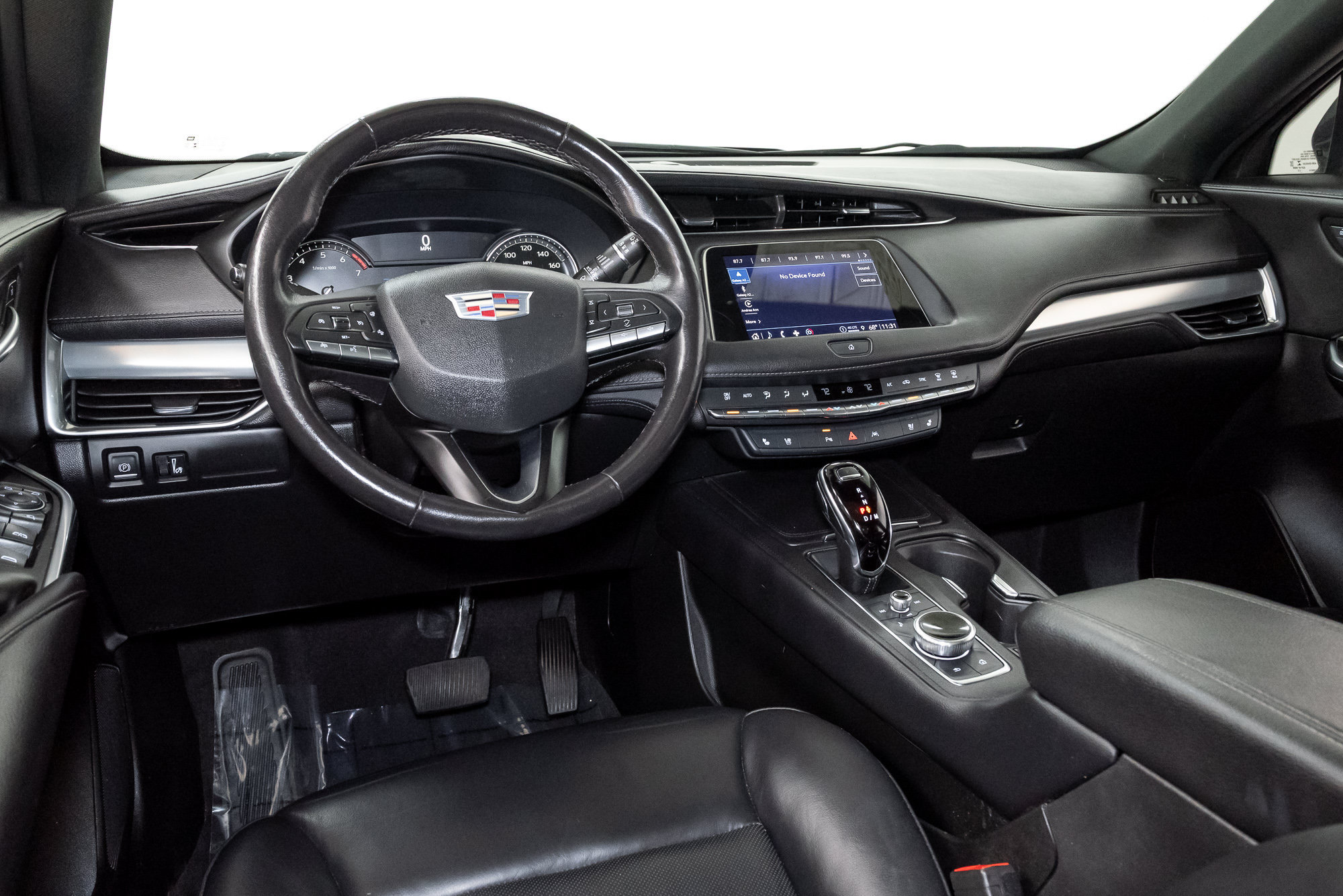 Used 2023 Cadillac XT4 Premium Luxury FWD image 9